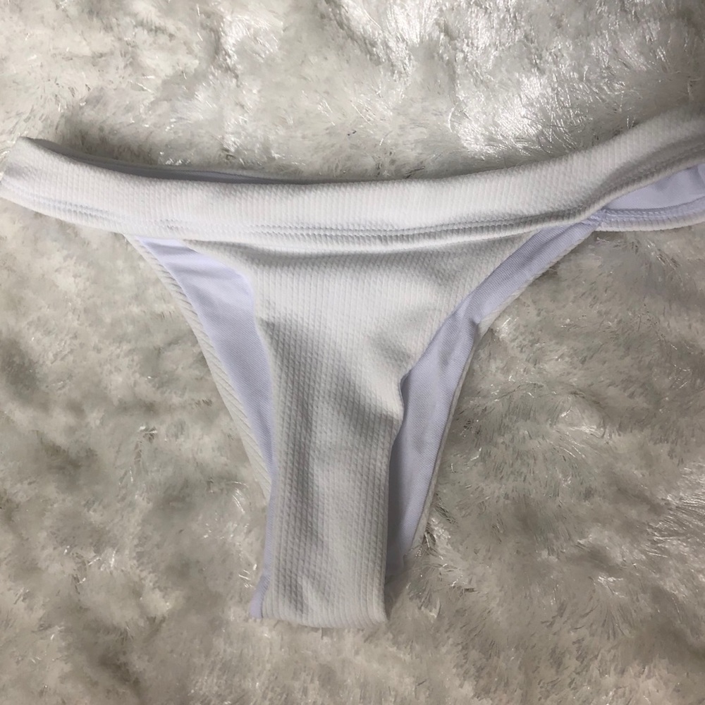 White ribbed cheeky bikini bottom